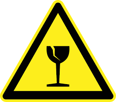 Auf dem etikett ist ein glas abgebildet. 60 Kostenlose Zerbrechlich Paket Vektorgrafiken Pixabay