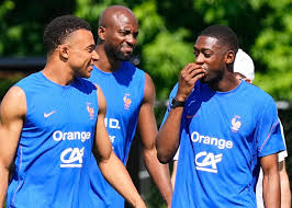 Ousmane Dembele backed to finally bring his PSG form to France national team