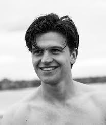 Hey, myself and my cousin are looking to move to London. I have a couple of  questions: 1. Where is it safe for people in the Queer community and woman.  We want