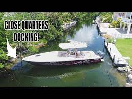 How To Dock Your Boat There Is Nothing That Can Replace Hands On Experience Or A Mentor But Here Are A Few Of The Webs Best Resources On Docki Boat Dock