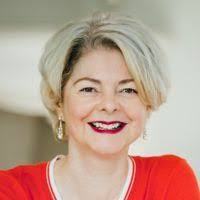 Heidi Hayward's Instagram, Twitter & Facebook