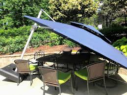 Patioumbrellalights In 2020 Large Patio Umbrellas Best Patio Umbrella Patio