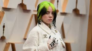Billie eilish graces the cover of vogue china's june 2020 issue which was shot by fashion photographer nick knight. Billie Eilish So Hat Sich Der Popstar Uber Die Jahre Verandert Stern De