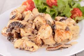 Recette Blanquette De Poulet Aux Champignons Supertoinette Recette Blanquette De Poulet Poulet Aux Champignons Recette Blanquette