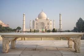 Taj Mahal Lovers Bench Choose A Place For Relax Taj Mahal Happy New Year Wallpaper New Year Wallpaper