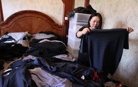 How to fold blankets & linens using marie kondo's konmari folding method.blanket and linen storage made easier.using this folding method i am able to store. China S Marie Kondos Give Japan S Art Of Clearing Clutter A Chinese Twist South China Morning Post