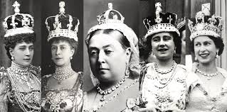 @vctoriaaaa_ victoria maharani @v.ctoriaaaa victoria m. Coronation Necklace And Earrings The Royal Watcher