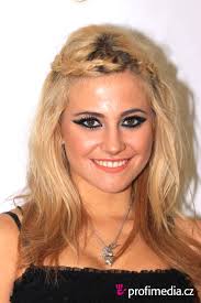 I cut them all off the first week of college. Pixie Lott Hairstyle Easyhairstyler
