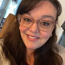 Amanda Kinlaw's Instagram, Twitter & Facebook