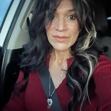 ISO someone who is cool w dating a blue collar guy who is pretty  unavailable… 🥴 that's a connection I'm definetly missing. Edit— probably  have been more specific. Unavailable to to a