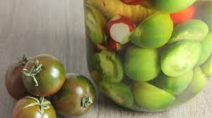 Gogonele | Roșii murate- grüne, rumänische eingelegte Tomaten - Nia Latea