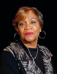 Jeanine Dillard's Instagram, Twitter & Facebook