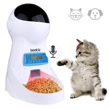 These simple tools cost anywhere from $5 for a manual plastic model to more than $100 for a feeder loaded with bells and whistles. Best Automatic Cat Feeders 2020 Keep Your Kitty Fed And Happy