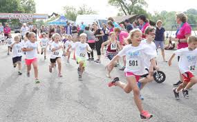 It is a culmination of efforts by hundreds of volunteers, sponsors and community supporters who have dedicated their time to the area youth. Washington Town Country Fair Fun Run 2018 Photo Galleries Emissourian Com