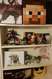 Buy riot games zed unlocked 005 the master of shadows pvc action figure collectible model toy for 52.52 usd in the online store anifan figures store. Caisesiume Caisesiume Twitter