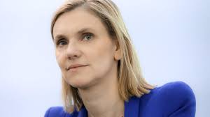 « je suis un meurtrier et les meurtriers ne meurent pas, / il faudra m'abattre. Les Francais Pourront Se Procurer Des Masques A Partir Du 4 Mai Les Echos