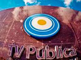 Para hacer esto, simplemente vaya a la tienda de aplicaciones de google play en nuestro televisor inteligente, busque el reproductor vlc y comience a instalar. Tv Publica Argentina Radio Nacional