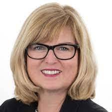 Sandra Gluth's Instagram, Twitter & Facebook