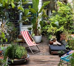 The Design Files Australia 39 S Most Popular Design Blog Small Garden Design Small Courtyard Gardens Backyard Landscaping Designs