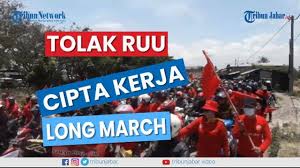 Kahatex merupakan perusahaan textile terbesar di . Hidup Cerdas Demo Tolak Uu Cipta Kerja Buruh Long March Dari Pt Kahatex Ke Perbatasan Sumedang Bandung Cara Mudah Di 2020 Rabab Minangkabau