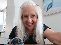 77 years old from Dallas 🇺🇸. Single and sincerely searching 💞🌎