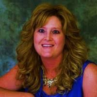 Michelle Hanke's Instagram, Twitter & Facebook