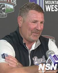 Full circle moment for Jeff Choate — the 2010 Wolf Pack team that handed  him a crushing loss while he was coaching at Boise State is now being  inducted into Nevada Athletics’ Hall of Fame 😅, (📷: ...