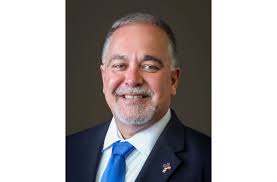 State School Superintendent asks DeKalb School board to keep Vasanne  Tinsley as superintendent