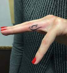 Bird Tattoo Finger Finger Tattoos Finger Tatoo Bird Finger Tattoo