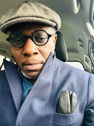 Il y a des jours où rien ne va . Lunettes : Barton Perreira : 📍OPSIN  optique : -Waterloo