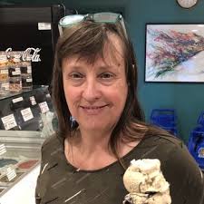 ICE CREAM DREAMS AND CONFECTIONS