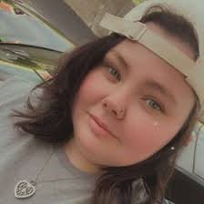 Lexi Bowman (thediaryofahufflepuff)