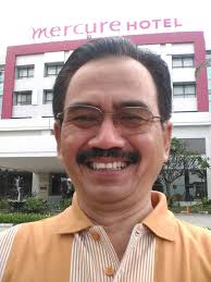 Cerita ini hanyalah fiktif dan khayalan belaka tokoh dalam aku menyukai laki laki yang berperawakan badan. Foto Kumpulan Bapak Image By Marissaspa5fyu