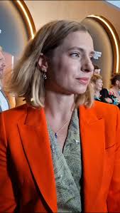 Ebi, Zac and Nat, drie hawelose kinders, wil 'n slim swendel onderneem om  vir Zac, wat amper heeltemal blind is, die nodige spesiale bril te kry. Die  plan: ontvoer die burgemeester van