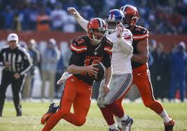 Josh mccown will return to his role as the cleveland browns' starting quarterback sunday against the pittsburgh steelers, provided that he is healthy enough to play. Browns Cut Qb Josh Mccown Toledo Blade