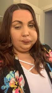 Rebecca Gills's Instagram, Twitter & Facebook