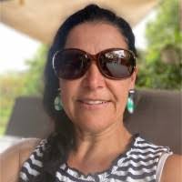 4 "Lenore Curtis" profiles