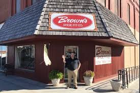 These are modern stores that feature the very finest in quality, comfortable footwear. Browns Shoe Fit Woodward Convention Visitors Bureau Ok