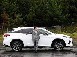 レクサス ux試乗｜見た目はヤンチャ、でも走りはマイルドな新世代プレミアムsuv 試乗レポート 2018/12/25 推しはversion l＋パフォーマンスダンパーの. è©¦ä¹— æ–°åž‹ ãƒ¬ã‚¯ã‚µã‚¹ Rx é™ç²›æ€§ã¨ä¹—ã‚Šå¿ƒåœ°ãŒã‚‚ã†ä¸€æ®µå'ä¸Šã•ã‚ŒãŸãƒ©ã‚°ã‚¸ãƒ¥ã‚¢ãƒªãƒ¼suv è©¦ä¹—ãƒ¬ãƒãƒ¼ãƒˆ æ—¥åˆŠã‚«ãƒ¼ã‚»ãƒ³ã‚µãƒ¼