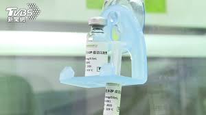 日本增1083例、54死 又一接種者出現疑似疫苗副作用症狀 2021/02/22 12:03 日本逐步施打武肺疫苗 厚勞省：接種後死亡可獲逾千萬補償 Suuqpqqbah5rpm