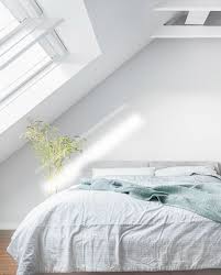 Apr 05, 2021 · there is no reason at all that a small bedroom—even a really tiny bedroom—can't be every bit as gorgeous, relaxing, and just plain full of personality as a much larger space. A Designer Shares 15 Ways To Make Your Bedroom More Relaxing