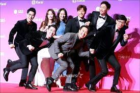 Watch running man episode 543 with english subtitles in high quality free streaming and free download latest running man episode 543 english sub. Running Man Ep 399 With English Subtitles Home Facebook