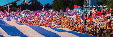 Nancy Poli (@lapoli)