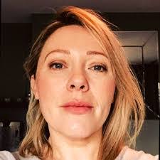 Holly Pryor's Instagram, Twitter & Facebook