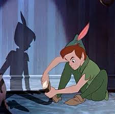 Peter Pan Sewing On His Shadow Seres Magicos Narnia Hazlo Tu Mismo