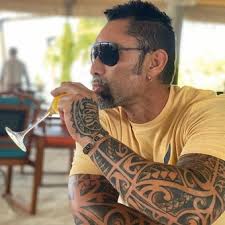Chino rios — por vivir jugando 03:44. Chino Rios De Pinera Fue Muy Blandito A Atacar Al Peque Y A Los Homosexuales