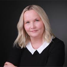 Veronica Luera's Instagram, Twitter & Facebook