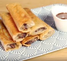 Nems A La Banane Et Au Chocolat La Recette Recette Nems Alimentation Nems