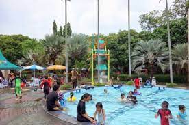 Fun park water boom tangerang tiket & 4 wahana. Kolam Renang Fun Park About Tangerang