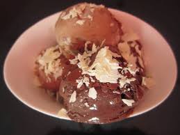 Glace Au Chocolat Et Au Lait Concentre Glace Au Chocolat Recettes De Creme Glacee Creme Glacee Au Chocolat